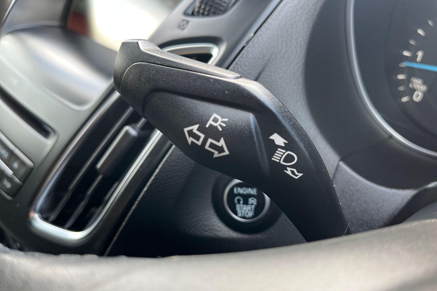 Ford FOCUS Photo 13