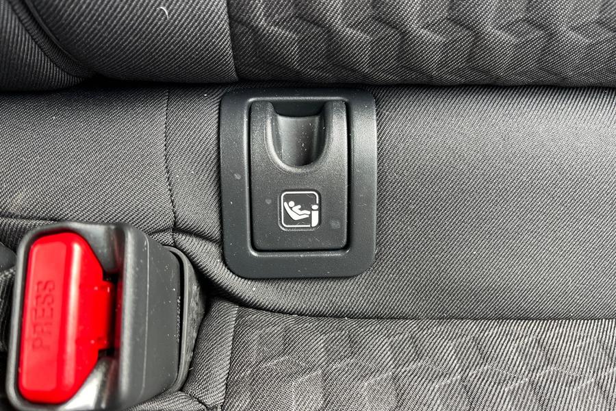 Toyota YARIS Photo autoimg-21d060ceef4c724aa04b673556f6a2ef9b0d6718.jpg