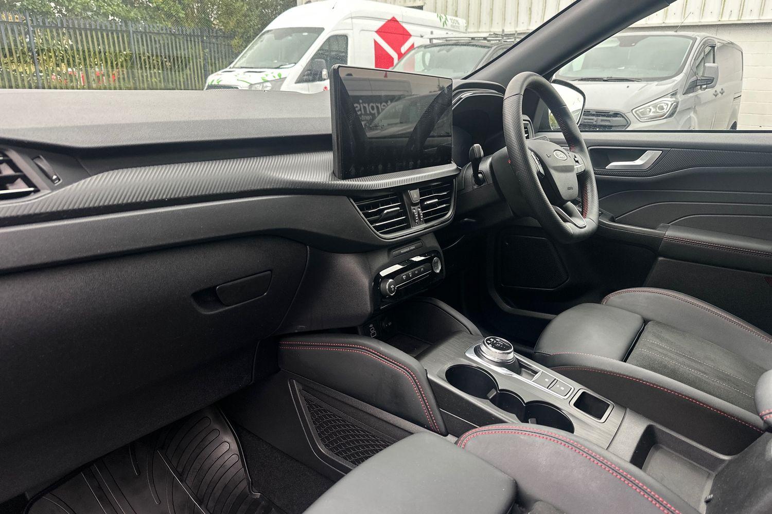 Ford Kuga Photo 17