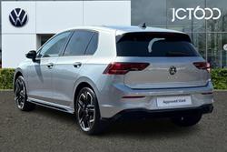 VOLKSWAGEN Golf Photo 3