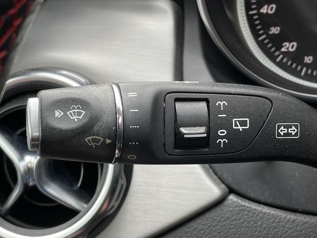 MERCEDES-BENZ GLA Photo 42