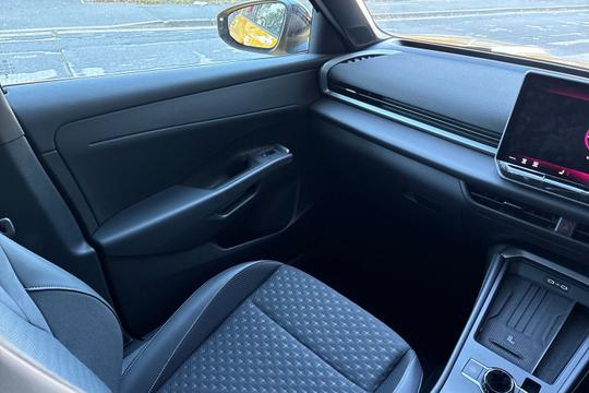 Volkswagen T-roc Photo autoimg-21d86b02d52c145ebf500743618ee670ce8f6e1e.jpg