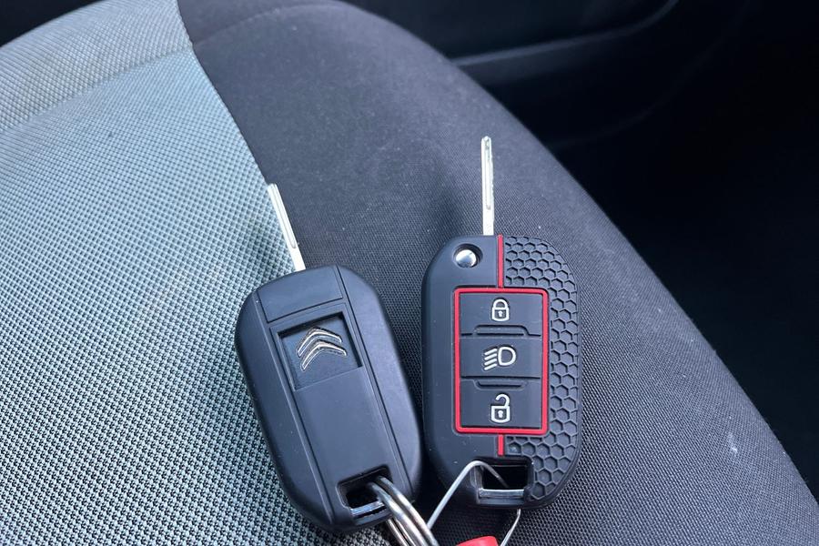 Citroen BERLINGO Photo autoimg-21dbcf8e4096f98eceee2d5e89d54c7256ebc7a5.jpg