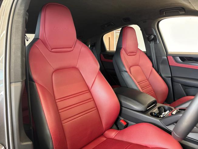 PORSCHE Cayenne Photo 14