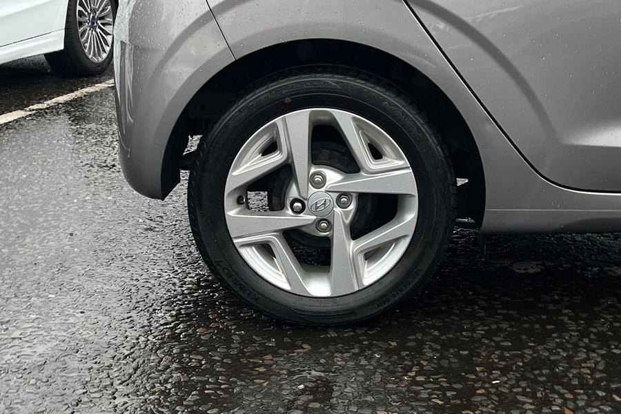 Hyundai I10 Photo autoimg-21dd26591ca5e257ffef76767b18a83ba916c3f7.jpg