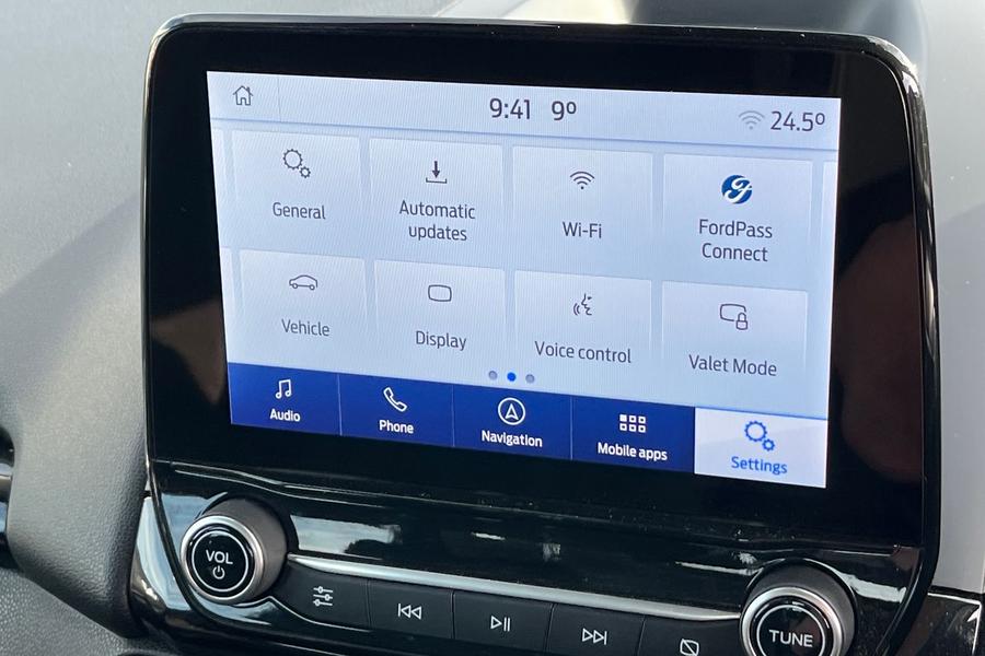 Ford ECOSPORT Photo autoimg-21e54e12bd6f2aed76e735da5c21cce51d1b370d.jpg