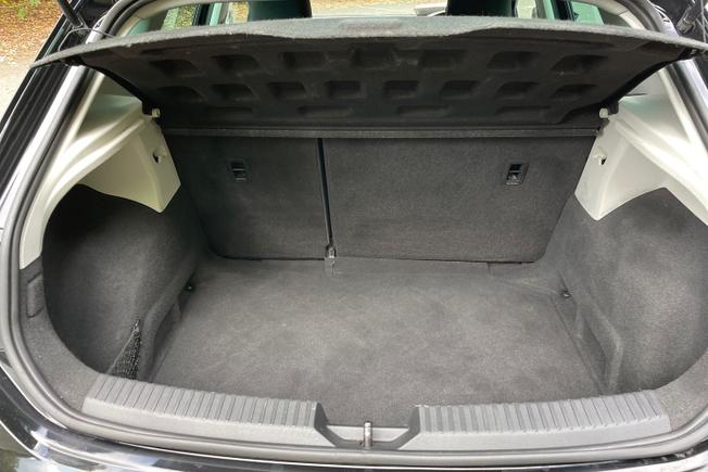 SEAT Leon Photo 12