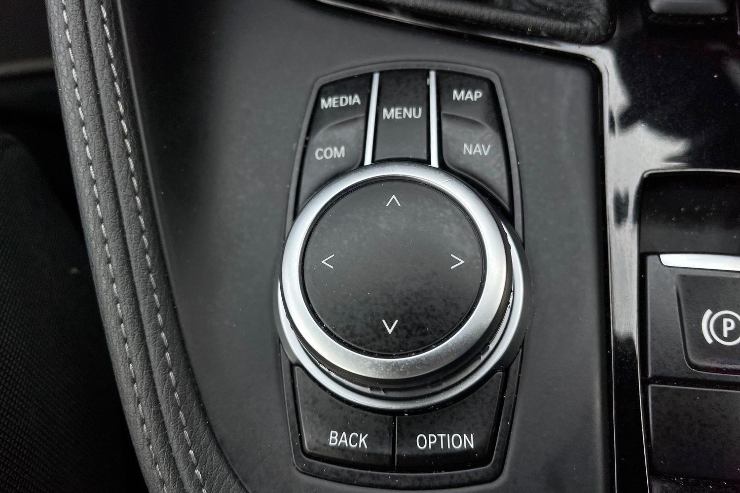 BMW X2 Photo 30