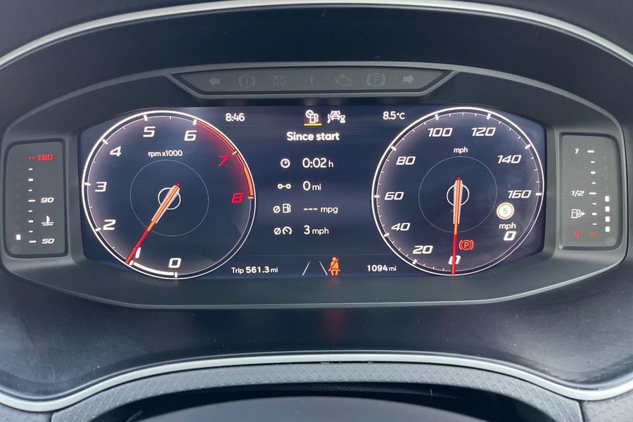 SEAT ARONA Photo autoimg-21ee70e7a6914ab7bd264e61b21eb86f2f9e96a1.jpg