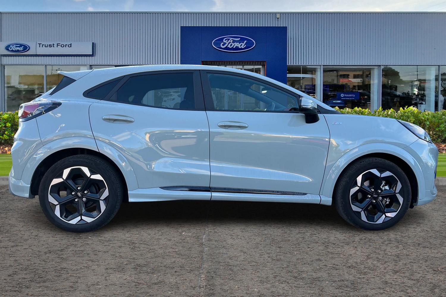 Ford Puma Photo 2