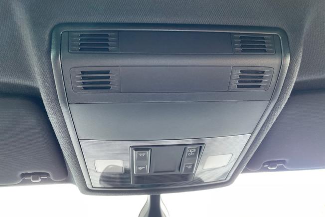 SEAT Ibiza Photo 36