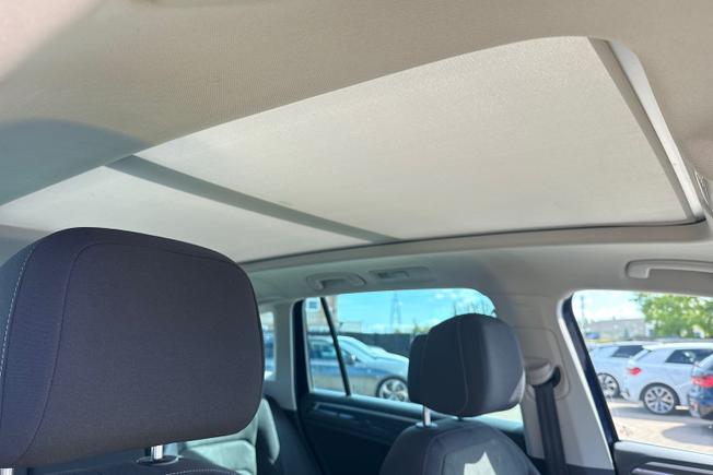 VOLKSWAGEN Tiguan Photo 56