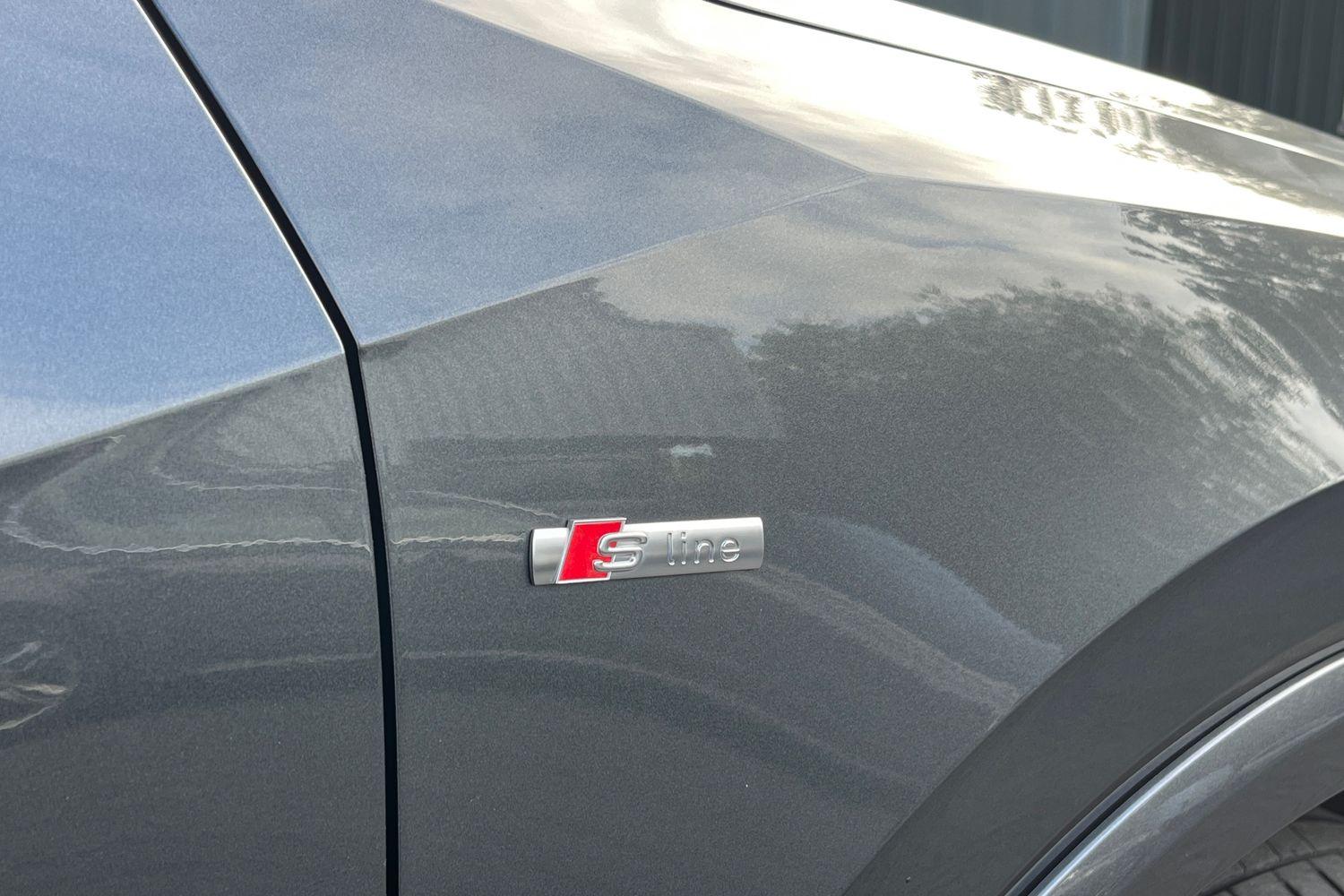 Audi Q2 Photo 24