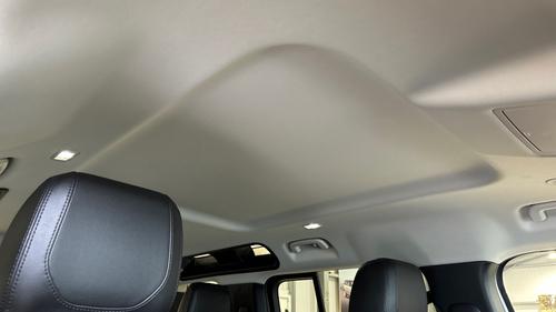 Land Rover Defender Photo autoimg-22048ff001c37f8ef6bd564015686d7874dde2a6.jpg