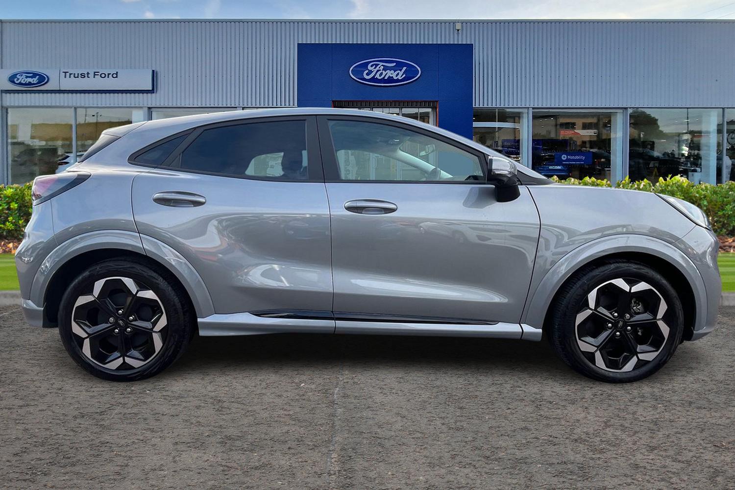 Ford Puma Gen-E Photo 2