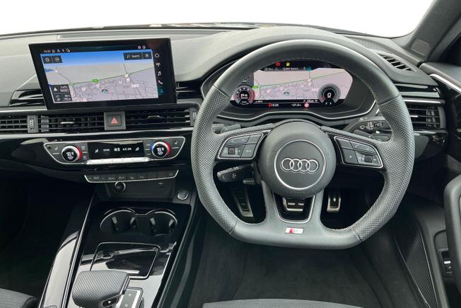AUDI A4 Photo 11