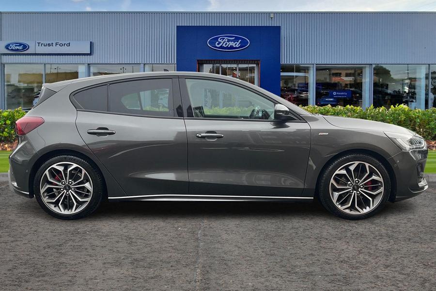 Ford FOCUS Photo autoimg-2208f15a400cd727e87c1e99d1a58076379ea29b.jpg
