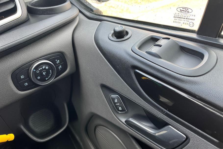 Used Ford TRANSIT CUSTOM HK73MYA 21