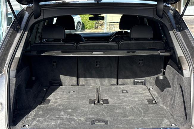 Audi Q7 Photo 12