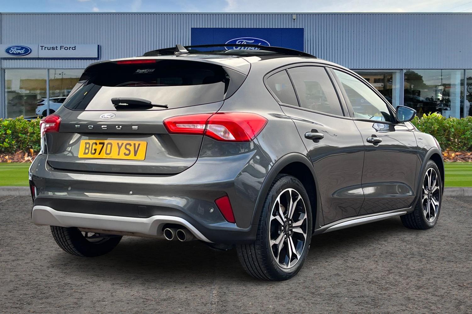 Ford FOCUS Photo 3