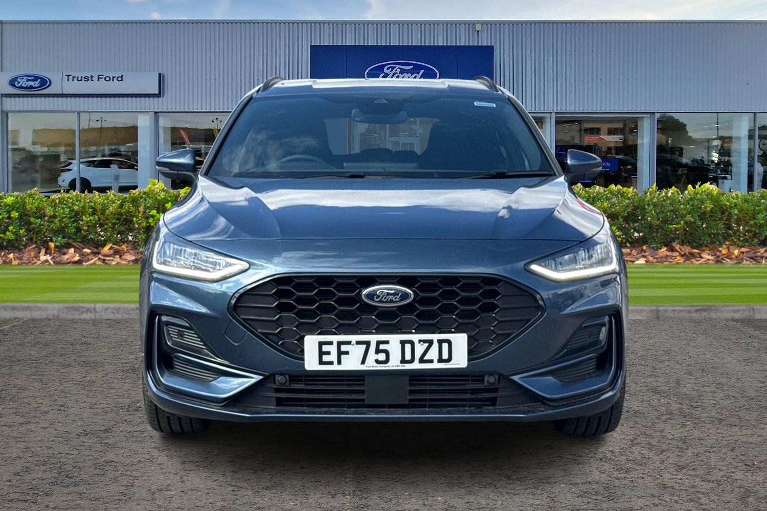 Ford FOCUS Photo 5