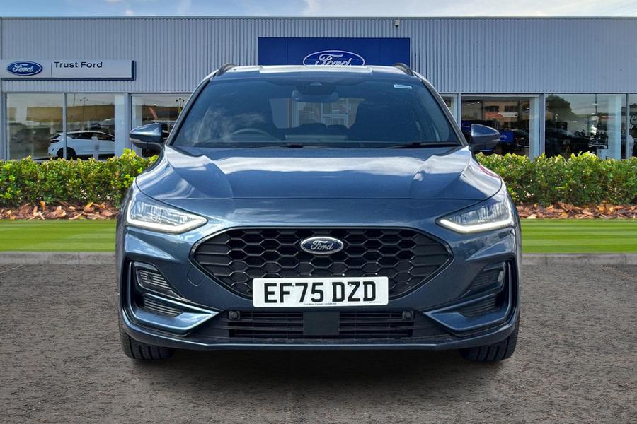 Ford FOCUS Photo autoimg-2210ad30b1636d667c6c1140a1ff7a61e5864358.jpg