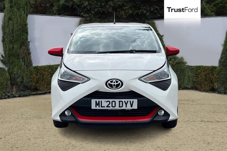 Toyota Aygo Photo autoimg-2215e841172063478a98975f8bd05e73431fea1c.jpg