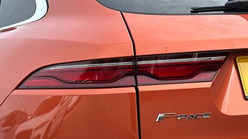 Jaguar F-PACE Photo autoimg-2217db393e4701fcc9715ec2cfd7f5bb4e84b03f.jpg