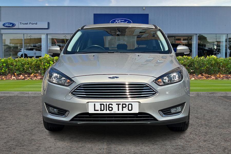 FORD FOCUS Photo autoimg-221abddab327c438c7181326ed3f6dc7c310e08d.jpg