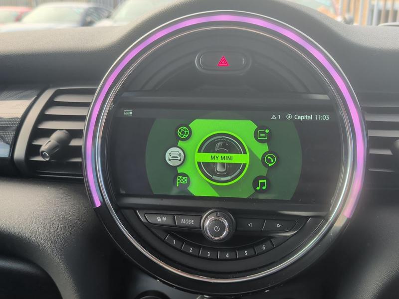 Used MINI Hatch YY68WFF 20