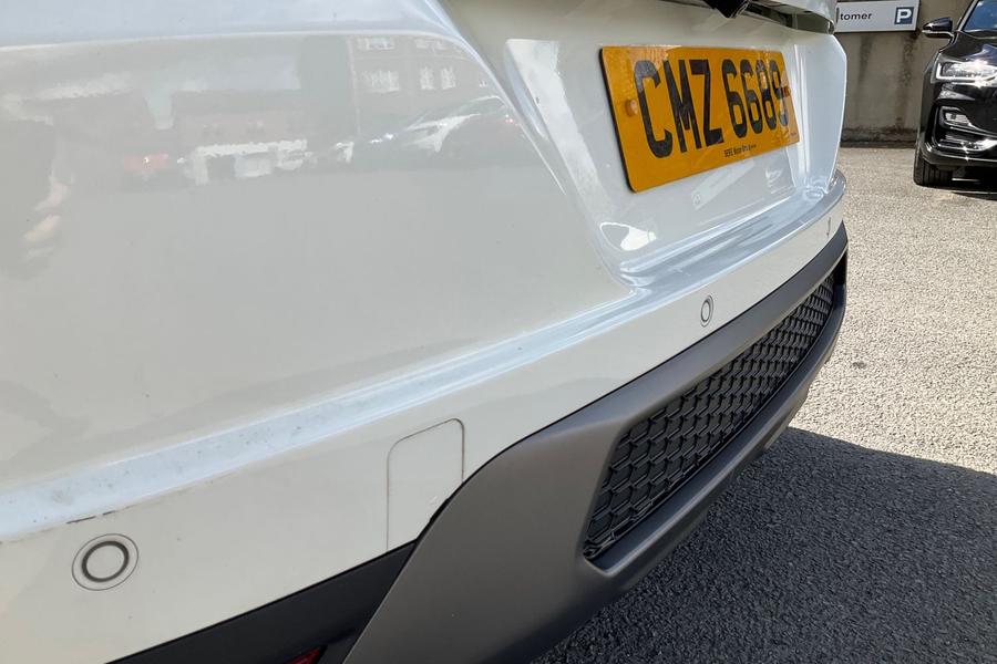 SsangYong TIVOLI Photo autoimg-221fbc8e4372317568efc9838740253a105e3c59.jpg