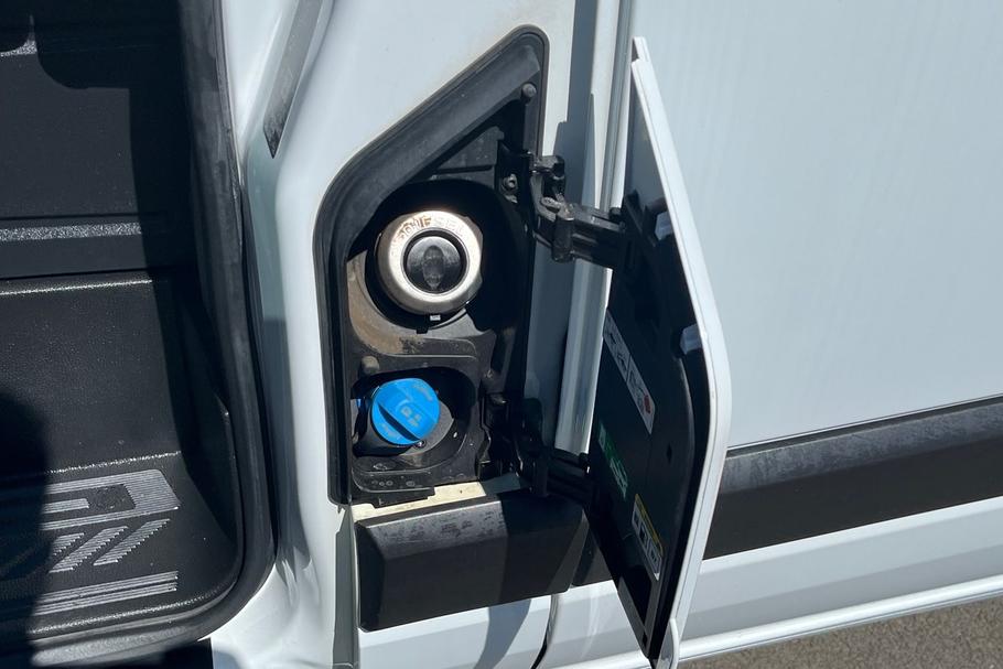 Used FORD TRANSIT CUSTOM YS23JZF 33