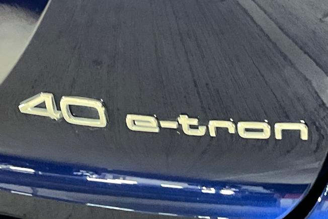 AUDI Q4 E-Tron Photo 35