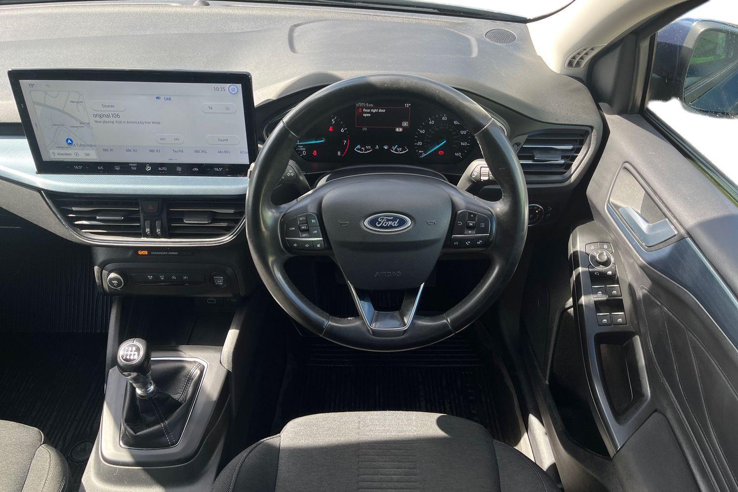 Ford Focus Photo 10