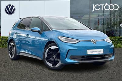 2023 VOLKSWAGEN ID.3 Pro Launch Edition 3 58kWh 204PS 1-speed automatic 5 Door at JCT600