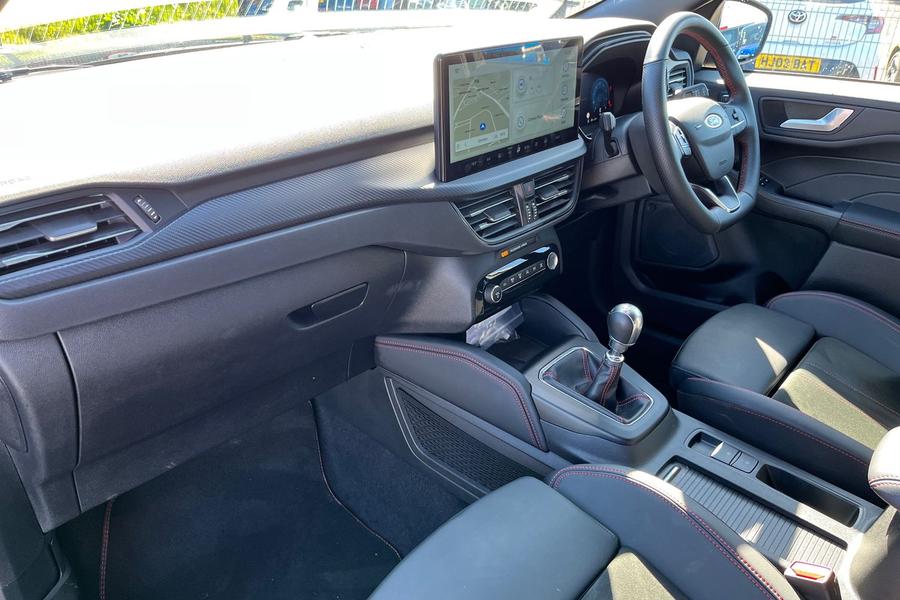 Ford KUGA Photo autoimg-22275053ed8b4c5b0438f2a0114d8f411180e1b7.jpg