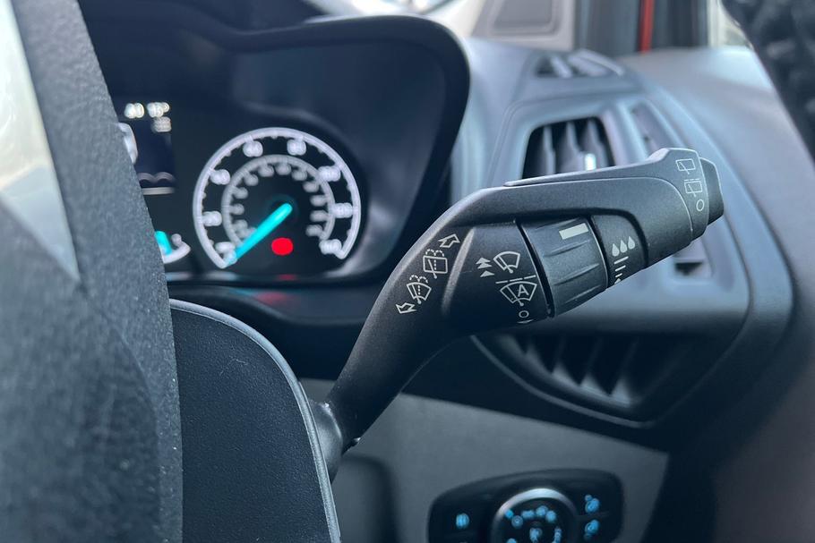 Used Ford TOURNEO CONNECT 15