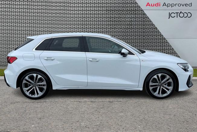 AUDI A3 Photo 4