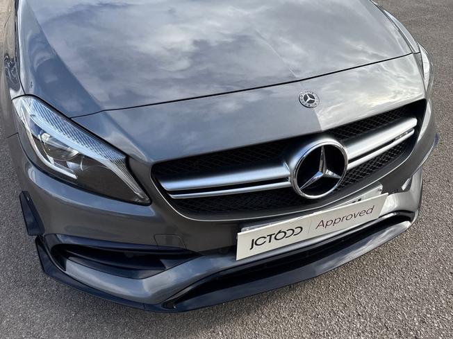 Mercedes-Benz A Class Photo 36