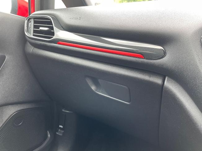 FORD Fiesta Photo 42