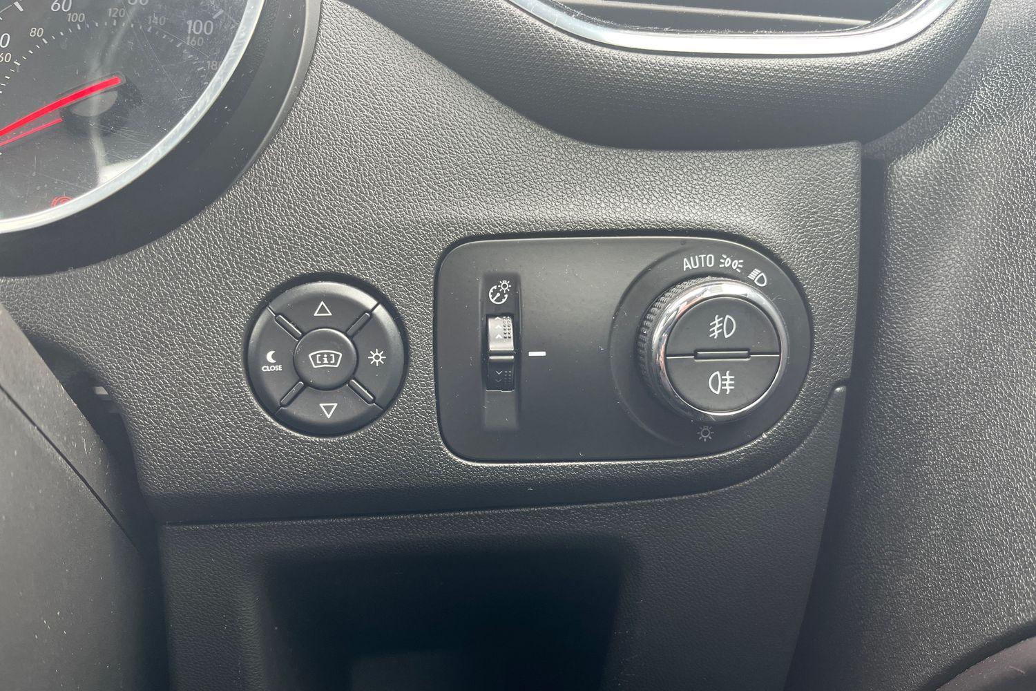 Vauxhall CROSSLAND X Photo 25
