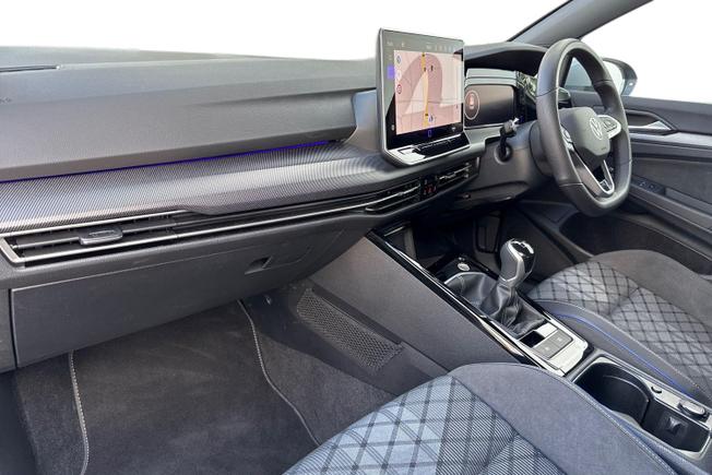 VOLKSWAGEN Golf Photo 2