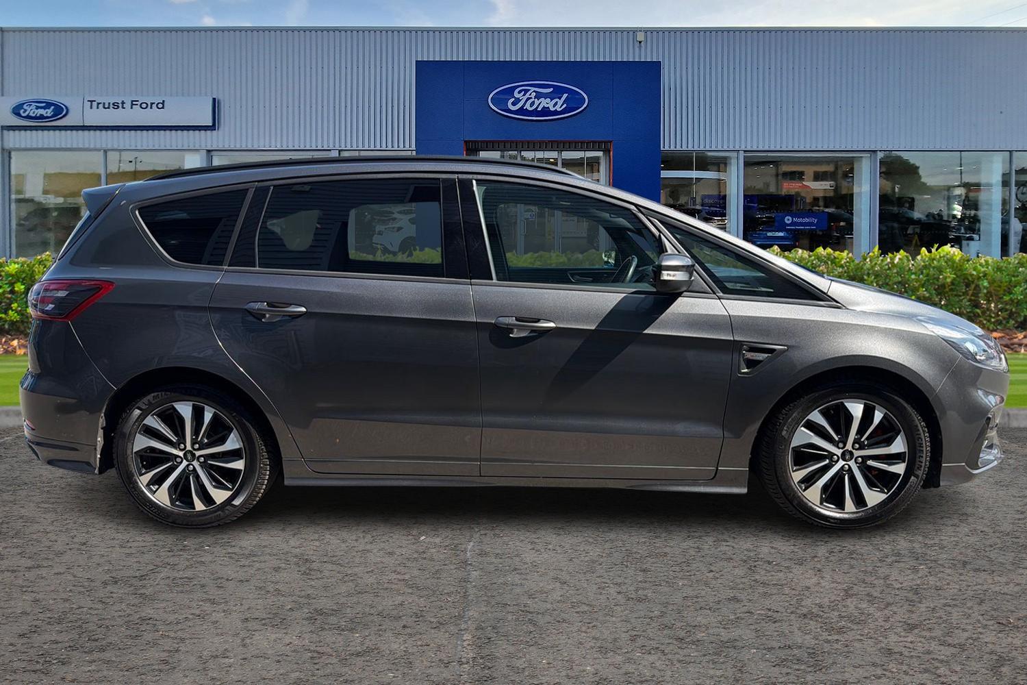Ford S-MAX Photo 2