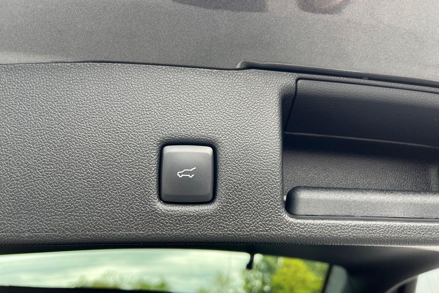 Ford KUGA Photo 24