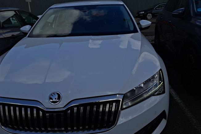 ŠKODA Superb Photo 19