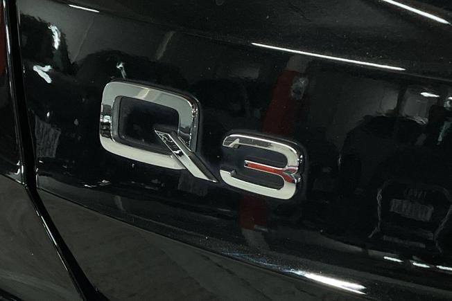 Audi Q3 Photo 38