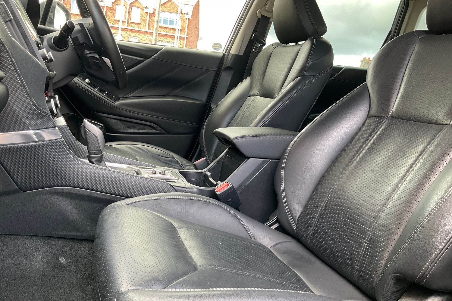 Subaru FORESTER Photo 18