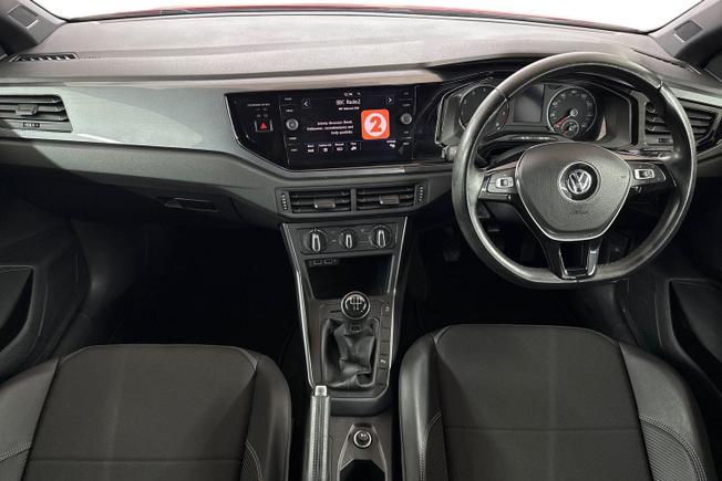 VOLKSWAGEN Polo Photo 10