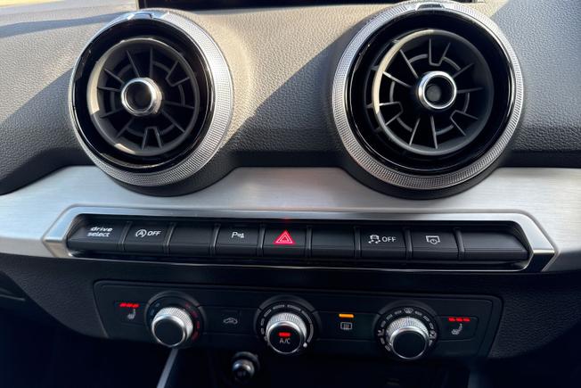 Audi Q2 Photo 29