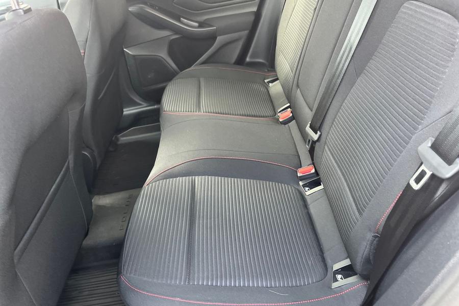 Ford Focus Photo autoimg-22568d3838184aec4ebfb8b7aa18312f5b7a4149.jpg